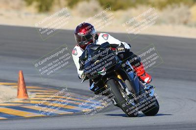 media/Dec-18-2022-SoCal Trackdays (Sun) [[8099a50955]]/Turn 10 (140pm)/